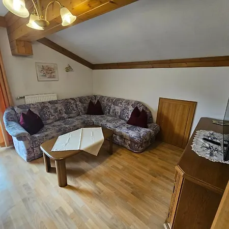 Haus Erlbacher Apartmán Schladming